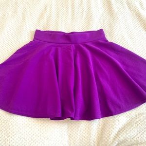 💜URBAN COCO💜purple Round Skirt in size large. New with tags.